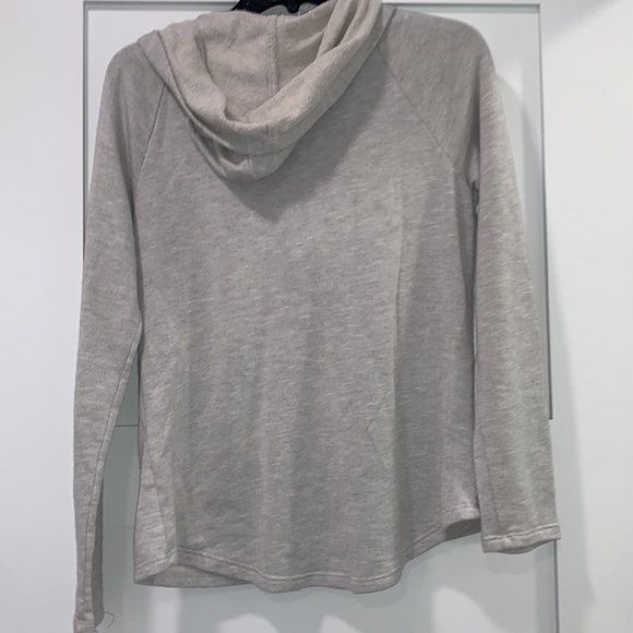 Hooded sweatshirt with sequin stars - Picture 3 of 4